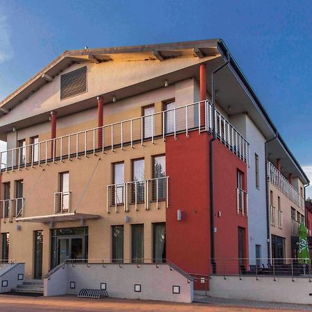 Łazy Centrum Wypoczynkowo-Konferencyjne Solaris מראה חיצוני תמונה